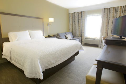 Hampton Inn & Suites Nampa At The Idaho Center - Click Find 8