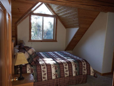 Arrowwood Lodge - Click Find 12