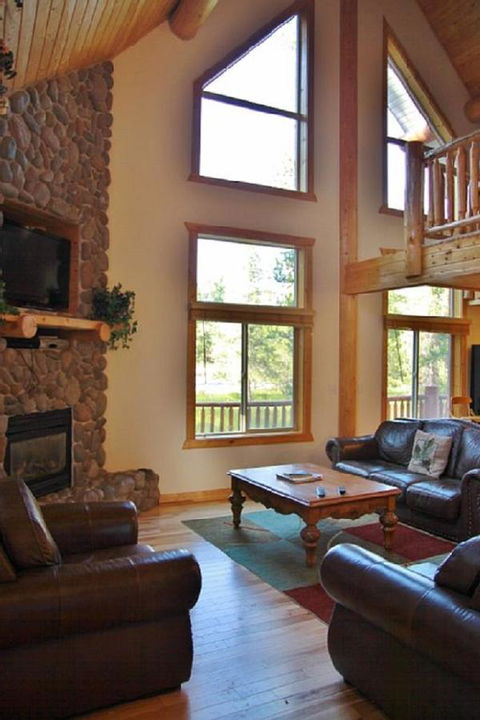Arrowwood Lodge - Click Find 3