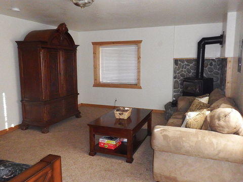 Arrowwood Lodge - Click Find 5