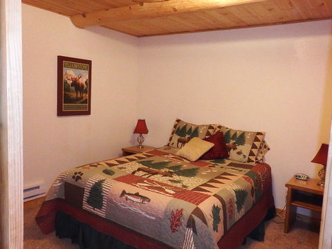 Arrowwood Lodge - Click Find 10