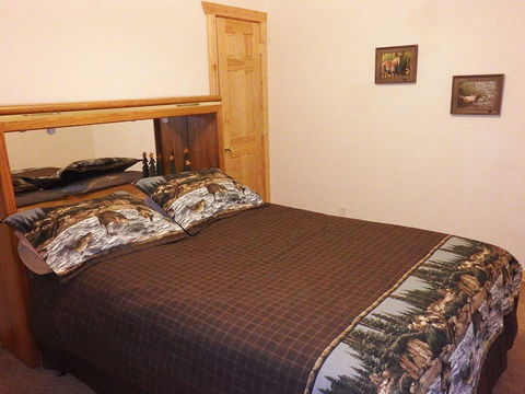 Arrowwood Lodge - Click Find 9