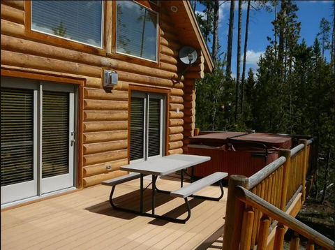 Hidden Pines - Click Find 23