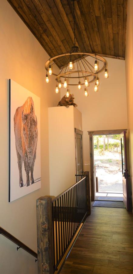 My Yellowstone Retreat - Click Find 9