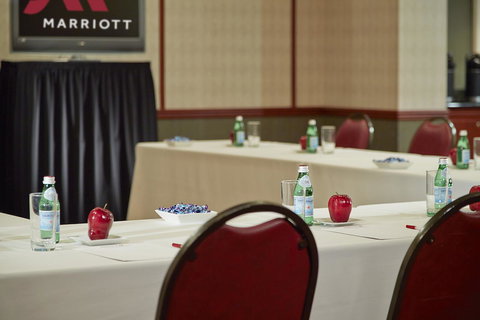 Chicago Marriott Northwest - Bet 4u 25