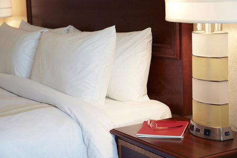 Chicago Marriott Northwest - Bet 4u 11