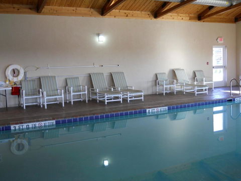 Microtel Inn & Suites Quincy By Wyndham - Bet 4u 26
