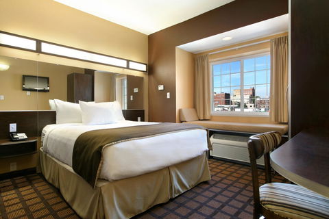 Microtel Inn & Suites Quincy By Wyndham - Bet 4u 44