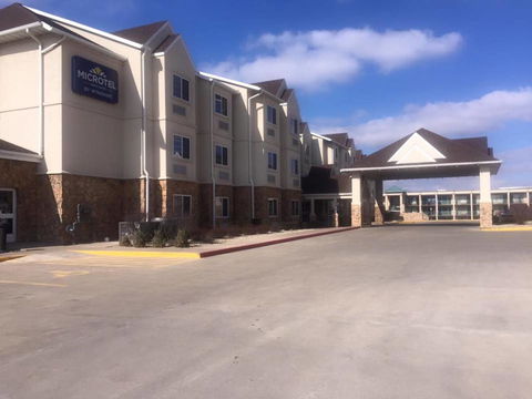 Microtel Inn & Suites Quincy By Wyndham - Bet 4u 40