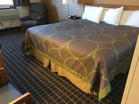 Quincy Inn & Suites - Bet 4u 26