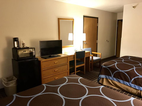 Quincy Inn & Suites - Bet 4u 38