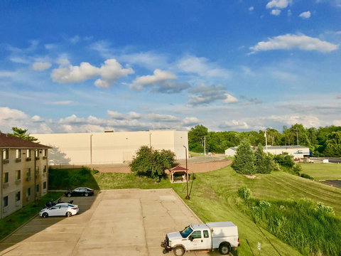 Quincy Inn & Suites - Bet 4u 12