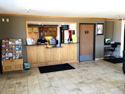 Quincy Inn & Suites - Bet 4u 15