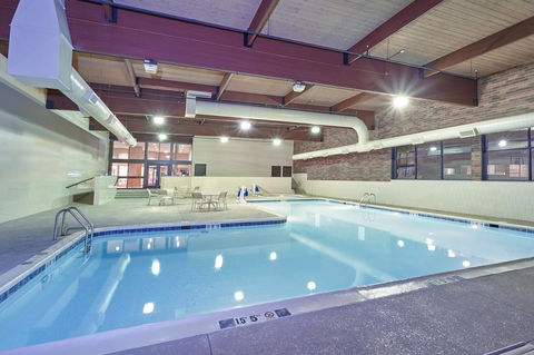 Holiday Inn Chicago Matteson Conference Center - Bet 4u 37