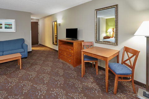 Holiday Inn Chicago Matteson Conference Center - Bet 4u 4