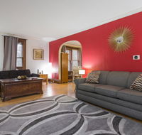 2Kingbed-Walkscore94-4KTV-WIFI