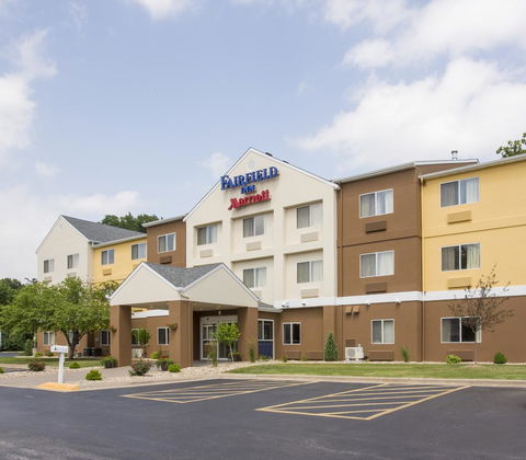 Fairfield Inn & Suites By Marriott Quincy - Bet 4u 12