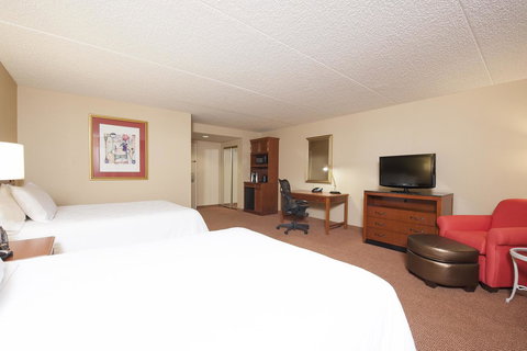 Hilton Garden Inn West Lafayette Wabash Landing - Bet 4u 16