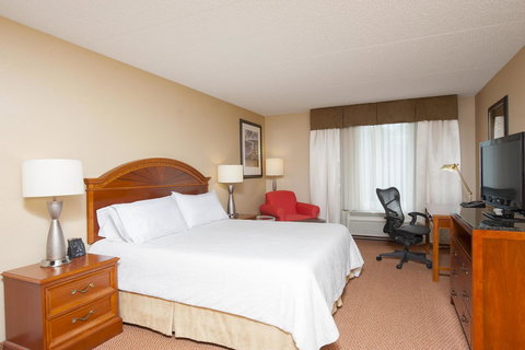 Hilton Garden Inn West Lafayette Wabash Landing - Bet 4u 18