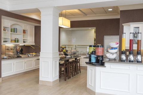 Hilton Garden Inn West Lafayette Wabash Landing - Bet 4u 6