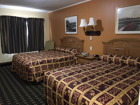 Chief Motel - Bet 4u 5