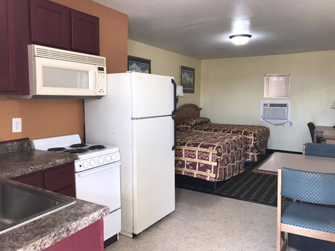 Chief Motel - Bet 4u 13