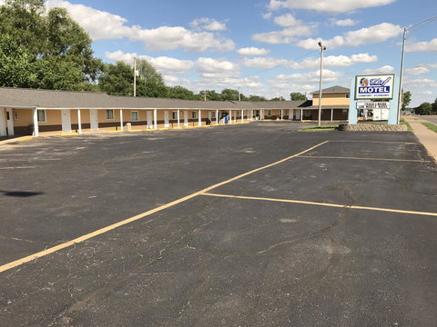 Chief Motel - Bet 4u 1