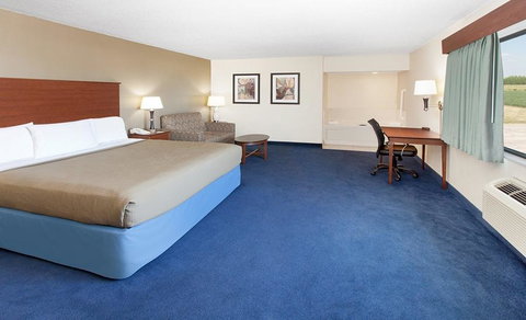 AmericInn By Wyndham Webster City - Bridge Guide 2