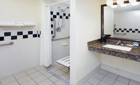 AmericInn By Wyndham Webster City - Bridge Guide 22