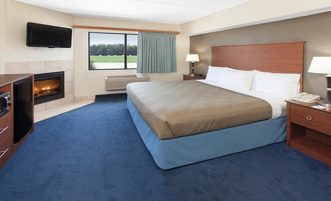 AmericInn By Wyndham Webster City - Bridge Guide 9