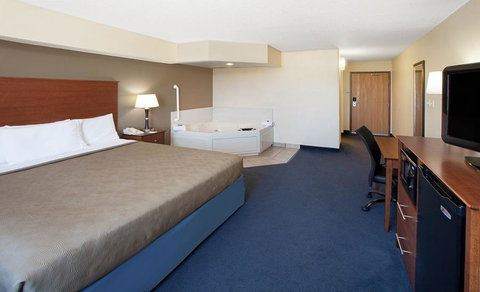 AmericInn By Wyndham Webster City - Bridge Guide 5