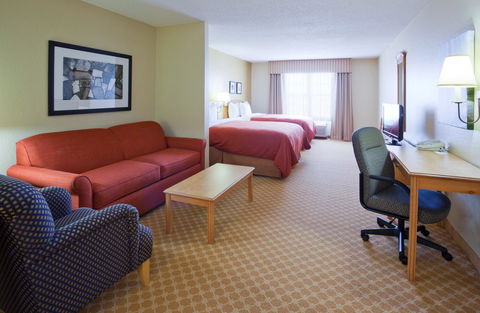 Country Inn & Suites By Radisson, Pella, IA - Bet 4u 6