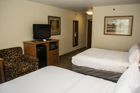 Holiday Inn Express & Suites - Mason City - Bridge Guide 17