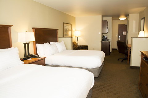 Holiday Inn Express & Suites - Mason City - Bridge Guide 27