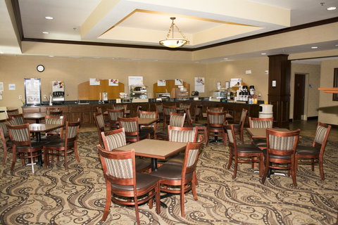 Holiday Inn Express & Suites - Mason City - Bridge Guide 18