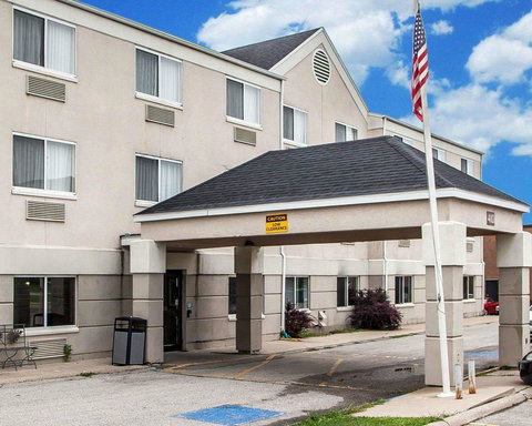 Quality Inn & Suites Mason City - Bridge Guide 18