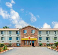 Super 8 by Wyndham Lenexa Overland Park Area/Mall Area