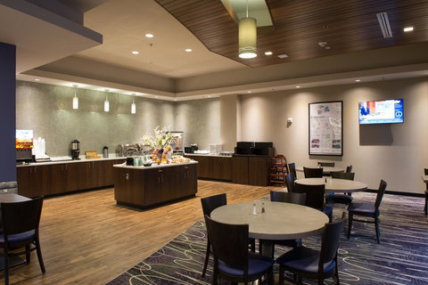 Bluemont Hotel - Bet 4u 20