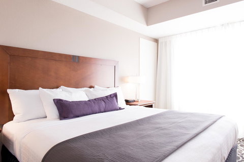 Bluemont Hotel - Bet 4u 2