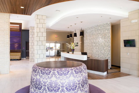 Bluemont Hotel - Bet 4u 5