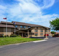Quality Inn  Suites Lawrence - University Area