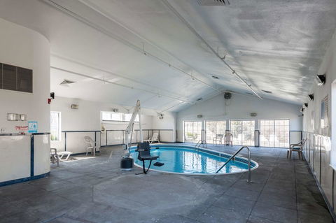 Motel 6 Olathe - Bet 4u 25