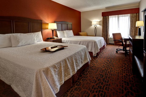 Hampton Inn Manhattan - Bet 4u 11