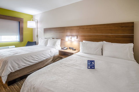 Holiday Inn Express & Suites - Olathe South - Bet 4u 22