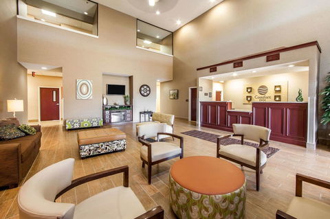 Comfort Inn Lexington South - Bet 4u 7