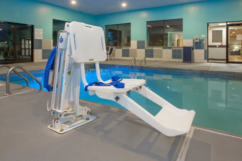 Holiday Inn Express Lexington Southwest Nicholasville - Bet 4u 17