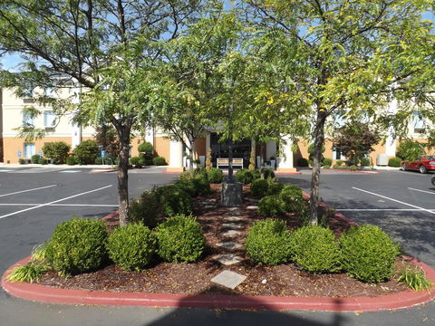 Holiday Inn Express Lexington Southwest Nicholasville - Bet 4u 9