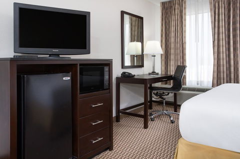 Holiday Inn Express Lexington Southwest Nicholasville - Bet 4u 14