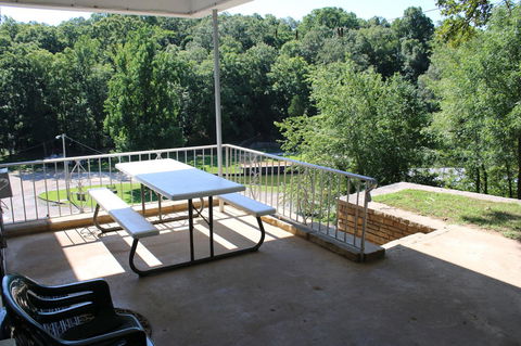 Lynnhurst Family Resort - Bet 4u 13