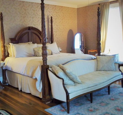 Maple Hill Bed And Breakfast - Bet 4u 11